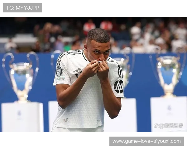 皇马若补强边路,锋线威胁将被放大 皇马若补强边路,锋线威胁将被放大