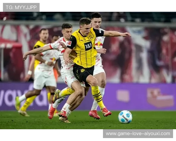 德甲莱比锡边路穿插成效显著，比分随之升高