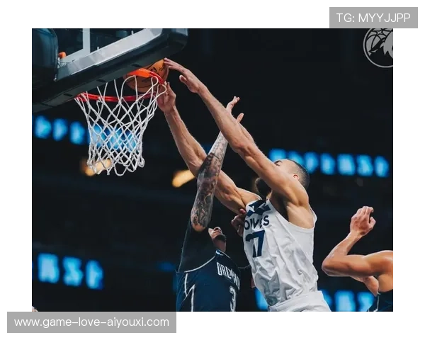 唐斯转换三分投进,森林狼瞬间改写比分 唐斯转换三分投进,森林狼瞬间改写比分