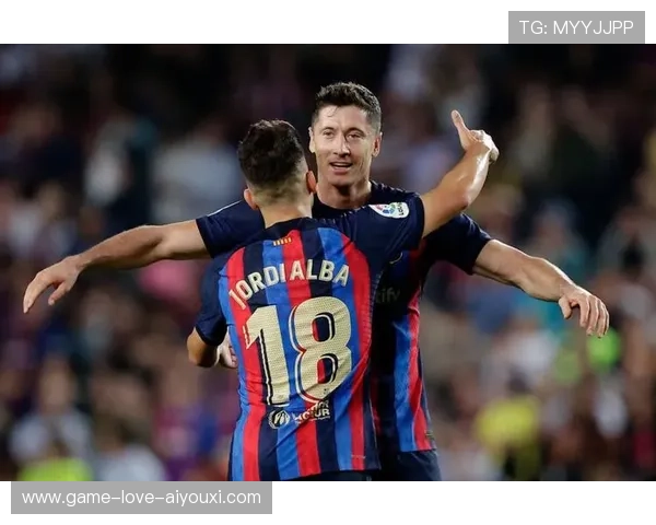 巴萨莱万连续抢点头球破网，让对手防不胜防