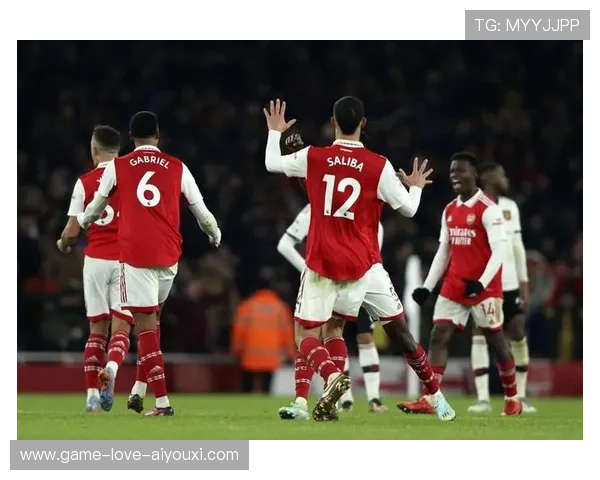 英超阿森纳后防稳固,反击精准有效：解密红白之盾的制胜之路